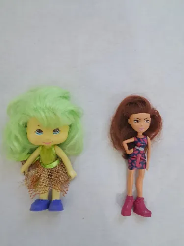 2 bonequinhas de  15 cm
