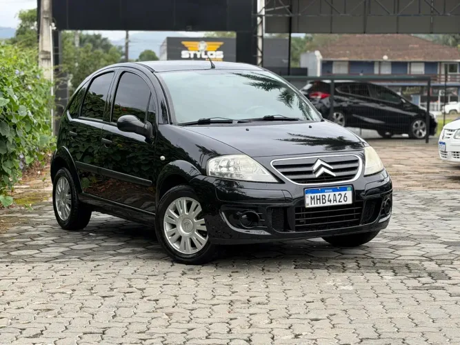 Citroen C3 GLX 1.4/ GLX Sonora 1.4 Flex 8V 5P 2011