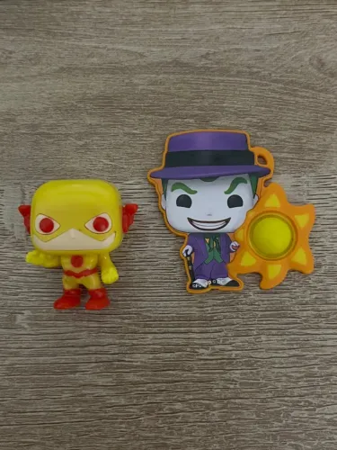 Kinder Joy Flash Reverso e Coringa