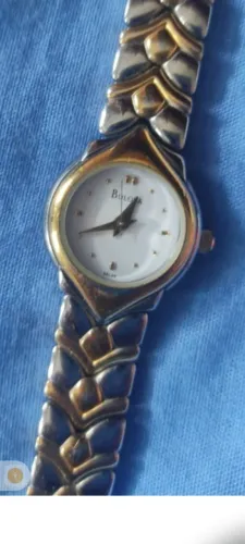 Relógio Bulova Feminino Dourado e Prata