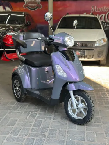 Scooter / bicicleta elétrica - triciclo 