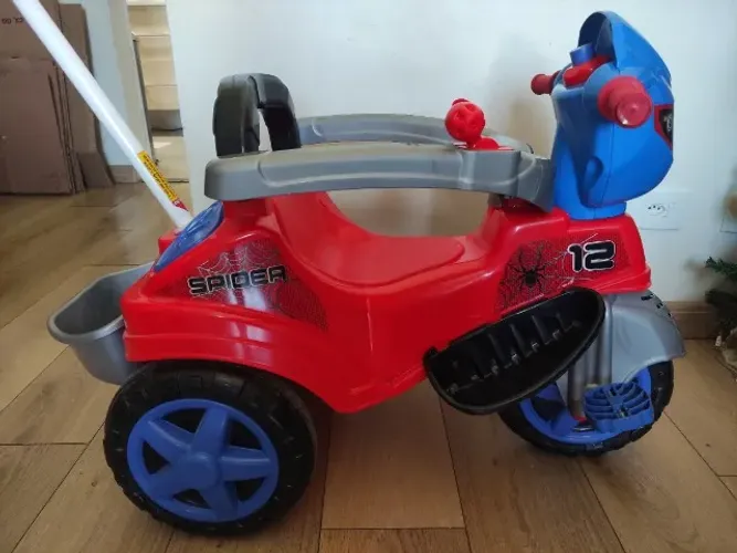 Triciclo Infantil Baby City Spider com Empurrador - Maral BABY CITY SPIDER 3148 MARAL