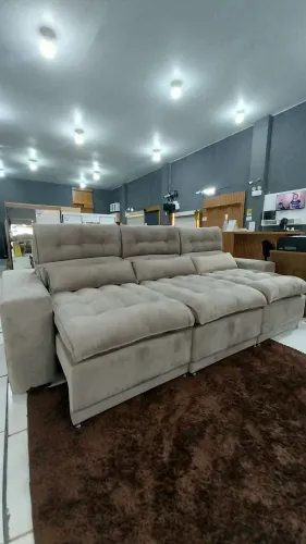 Sofá Retrátil e reclinável - Novo