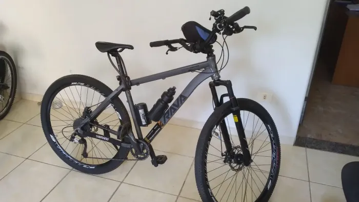 Bike 29.zero.cubos e direção e centro rolamentado.