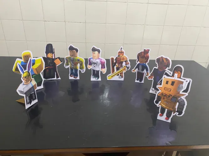 Personagens Roblox para decoração de festa