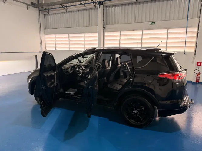 Toyota RAV4 2.0 Top 4X2 16V Aut. 2018