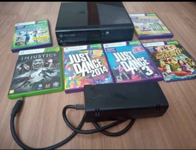 XBOX 360 COM 1 JOYSTICK + KINECT + JOGOS