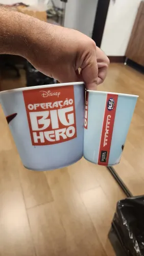 Conjunto de Balde de pipoca e copo cinemark - Baymax big hero