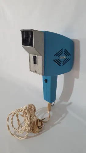 Secador de Cabelo Arno Vintage funcionando 