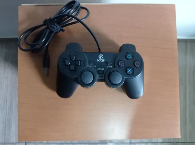 CONTROLE PARA PC - SEMI NOVO - MARCA KTS