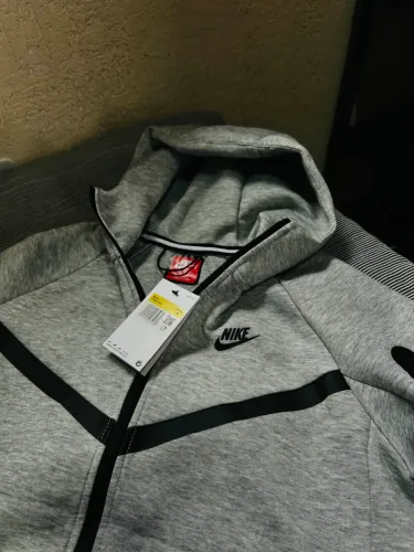 Casaco Nike Tech Fleece Cinza, tam P, novo