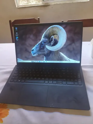 VENDO NOTEBOOK DELL INSPIRON 15 3511