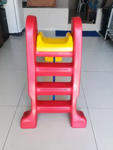 Escorrego infantil ( Perfeito estado)