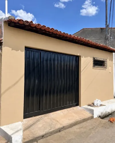 CASA A VENDA, RECIFE, BAIRRO MANGUEIRA.