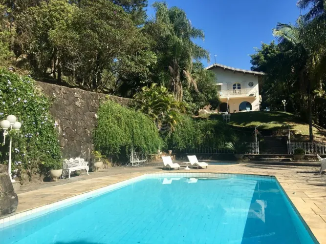 Chácara à venda em Valinhos, Lopes, com 4 suítes, com 10000 m², NOVA SUIÇA MONTE ACRÓPOLES