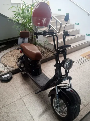 Moto Elétrica - Autopropelido motor de 1.000w ainda na garantia