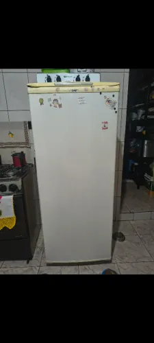 VENDE-SE GELADEIRA CONSUL