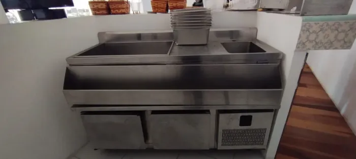 Balcão bar refrigerado