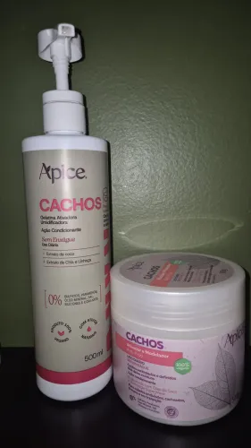 Gelatina e ativador de cachos Apice.