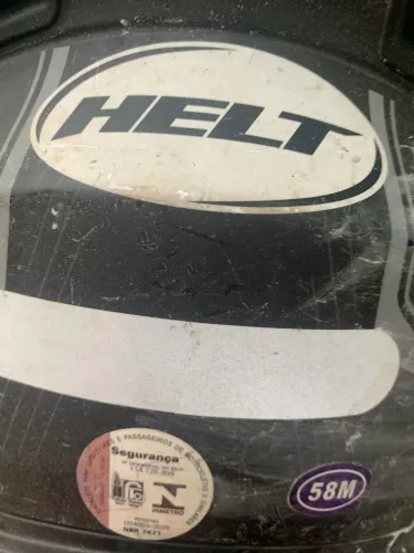 Capacete helt