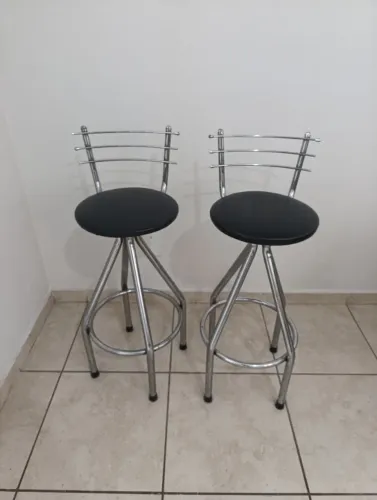 Banqueta de ferro 
