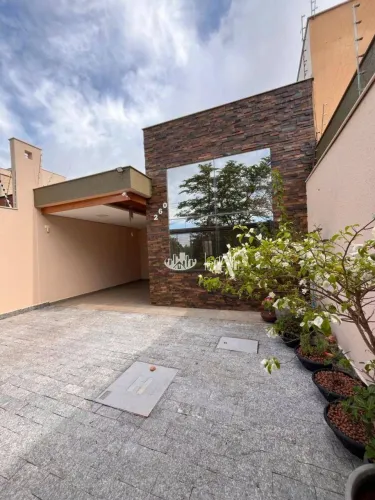 Casa com 3 quartos à venda, 130 m² por R$ 800.000 - Vivendas Do Arvoredo - Londrina/PR