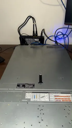 Servidor Dell R440 | 1x Silver 4214 | 32gb DD4