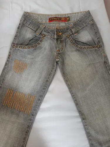 Calça comprida de marca