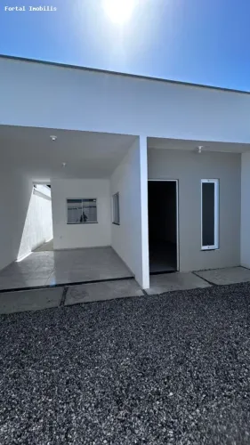 Casa para Venda em Maracanaú, Pajuçara Park, 2 dormitórios, 1 suíte, 2 banheiros, 2 vagas