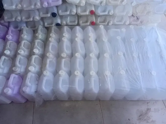 Galão de 5 litros R$ 3.50