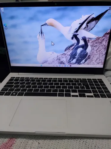 Notbook Samsung i3