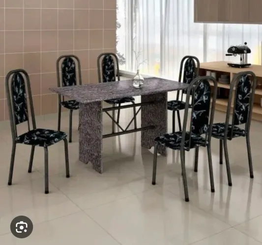 Mesa de mármore
