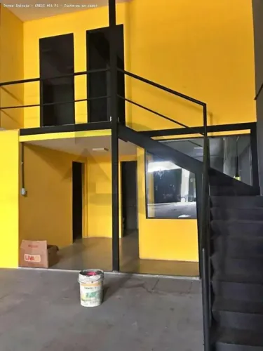 Ponto Comercial de 300m² na Av. Melício Machado, no Bairro Atalaia