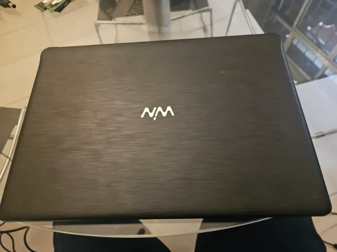 Vendo notbook win ultra thin cq3330