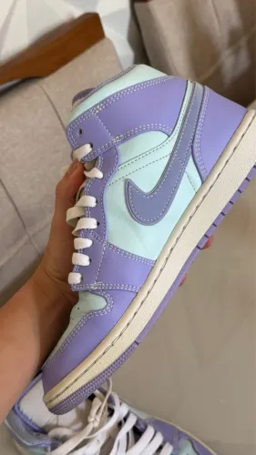 Tênis Air Jordan 1 Mid