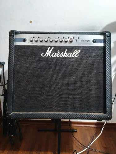Marshall MG101CFX Cubo/Amplificador - para Guitarra