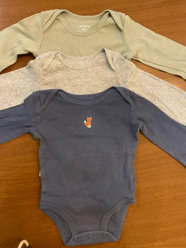 Bodys Carters 3 meses