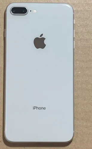 iPhone semi novo