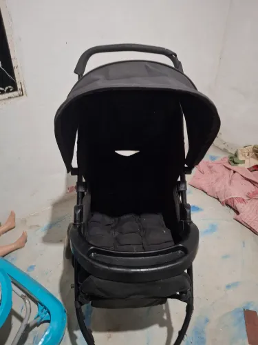 Vendo carrinho de bb