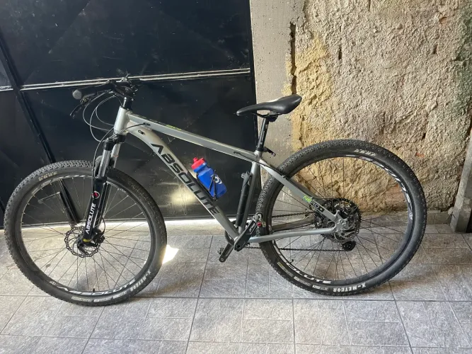 Absolute Nero 5 Tamanho 17 