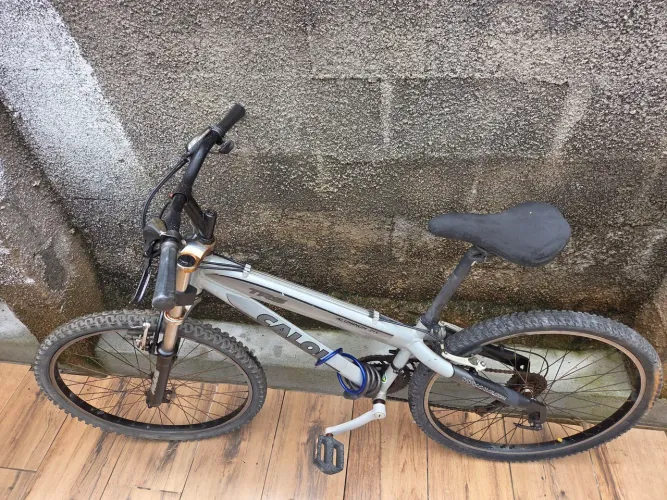 Bicicleta caloi de alumínio 21 marchas