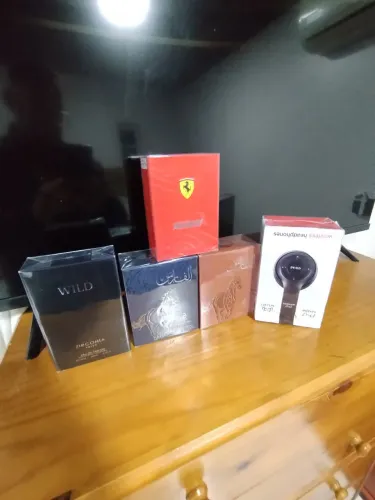 Perfumes a partir de 120 reais na compra de um ganha um fone de ouvido