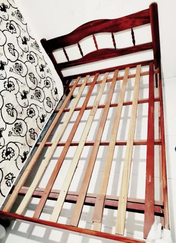 CAMA DE CASAL MADEIRA COM COLCHÃO 