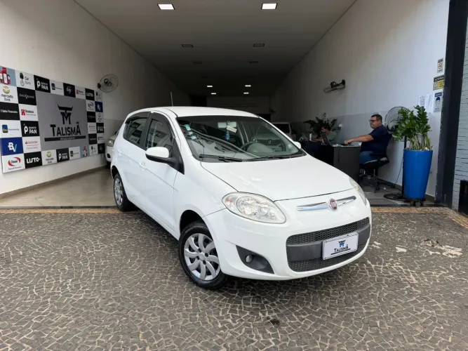 Fiat Palio Attractive 1.0 EVO Fire Flex 8V 5P 2015