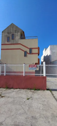 Sobrado Triplex a apenas 250 metros da praia Excelente oportunidade