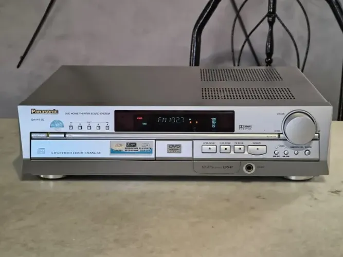 Home Theater Receiver Panasonic SA-HT70 Disqueteira 5 CD DVD Antigo Som Vintage Japonês