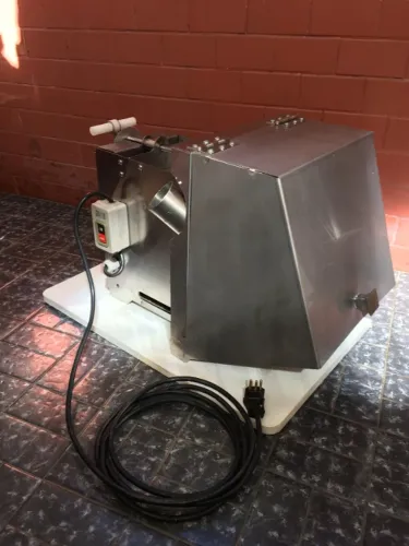 Máquina fatiadora fabricação de chips