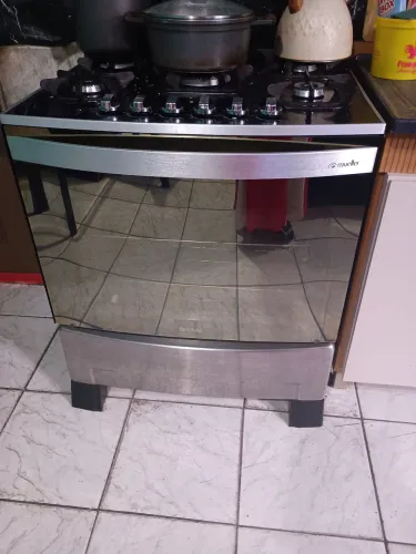 Fogão muelher de vidro