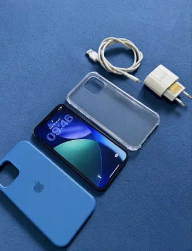 iPhone 12