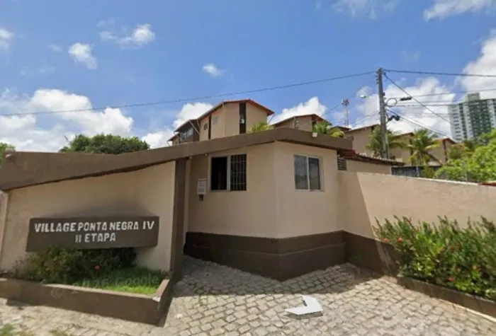 Vilagge Ponta Negra IV - Apto 3/4 com 1 suíte de 78 m², mobiliado, 2 vagas por 335.000,00